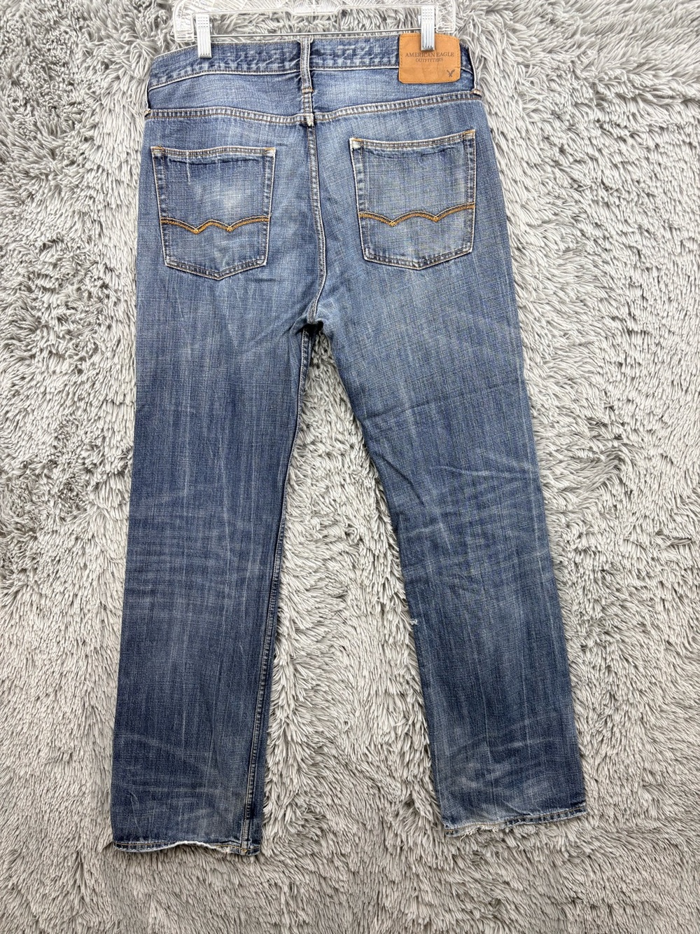 American Eagle Jeans Mens 32 Original Bootcut Medium Wash Whiskered